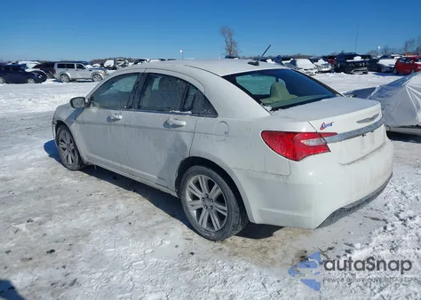 2013 Chrysler 200 Touring из США, поврежденный, VIN 1C3CCBBB8DN627444